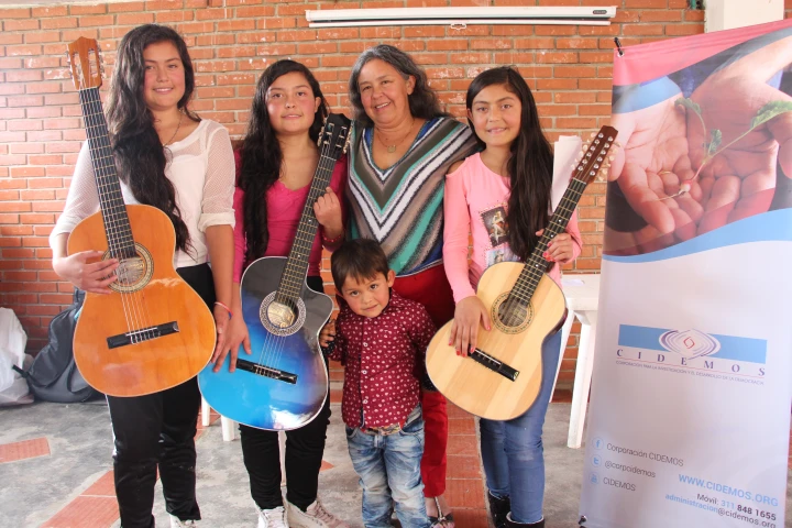 Masiva participación de la comunidad de Turbay y Mohán en actividades de Clausura del proyecto “Mambrú no va a la guerra, este es otro cuento” en Suratá