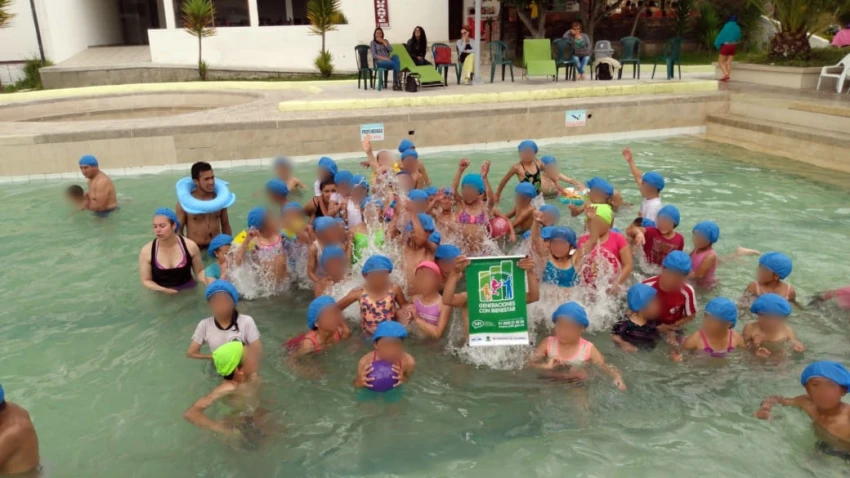 ICBF y niños y niñas de Boyacá transforman material reciclable en jornadas recreativas