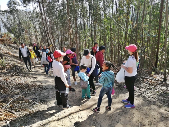 Familias con Bienestar de Sogamoso realizaron caminata saludable por la recreación sana