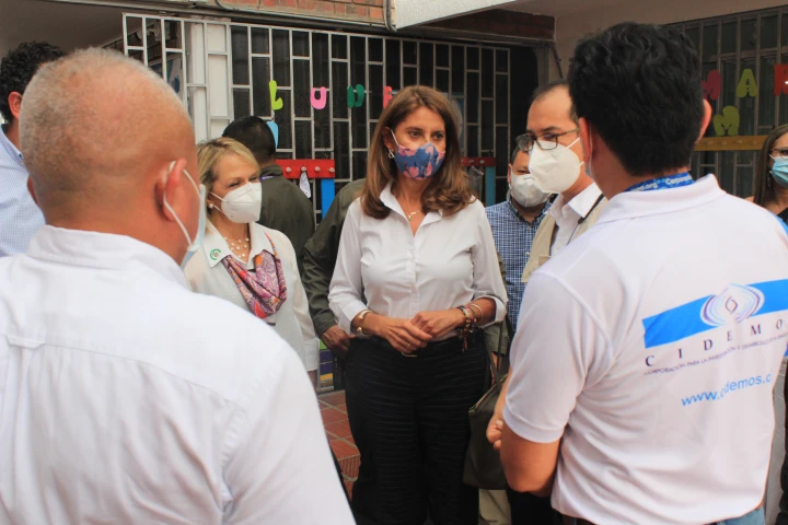 VICEPRESIDENTA MARTA LUCÍA RAMÍREZ VISITA EL ESPACIO ALTERNATIVO DE CUIDADO Y ACOGIDA PARA LA NIÑEZ Y LA ADOLESCENCIA.