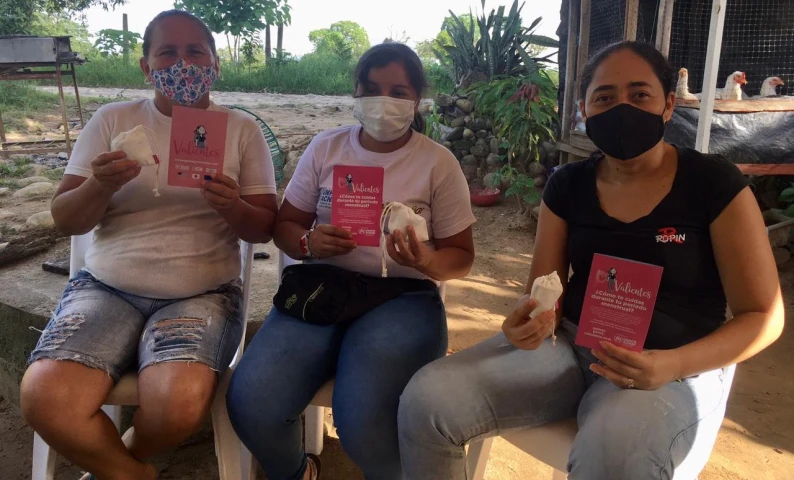 MUJERES Y ADOLESCENTES TEJEDORAS DE PAZ RECIBEN 185 COPAS MENSTRUALES Y SENSIBILIZACIÓN EN LOS MUNICIPIOS DE ARAUCA, TAME Y SARAVENA