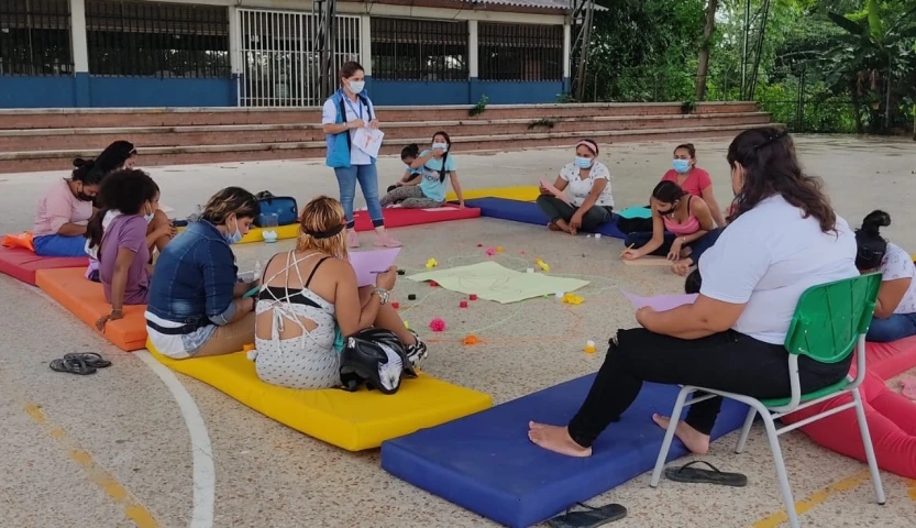 MUJERES Y ADOLESCENTES TEJEDORAS DE PAZ RECIBEN 185 COPAS MENSTRUALES Y SENSIBILIZACIÓN EN LOS MUNICIPIOS DE ARAUCA, TAME Y SARAVENA