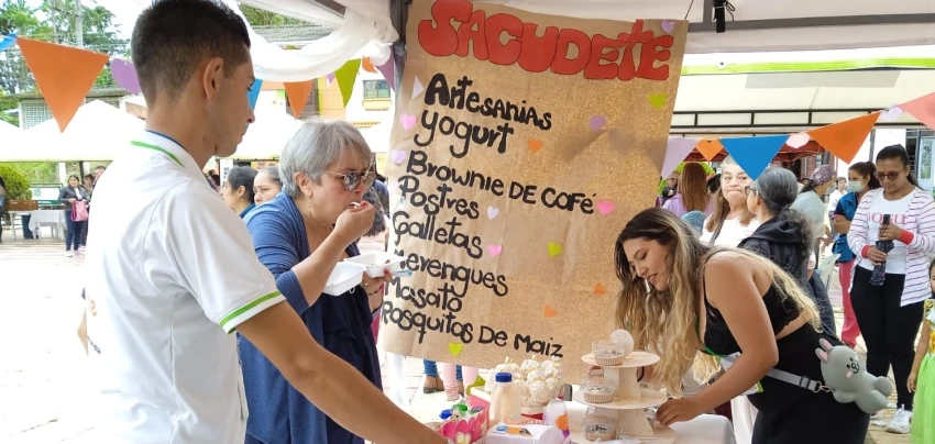 JÓVENES SACÚDETE PARTICIPAN EN FERIA AGRÍCOLA EN ZETAQUIRA BOYACÁ