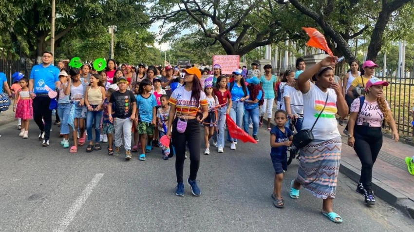 LOS NIÑOS, NIÑAS Y ADOLESCENTES DE LA PARADA CAMINAN POR LA PREVENCIÓN DE VIOLENCIAS EN EACANA