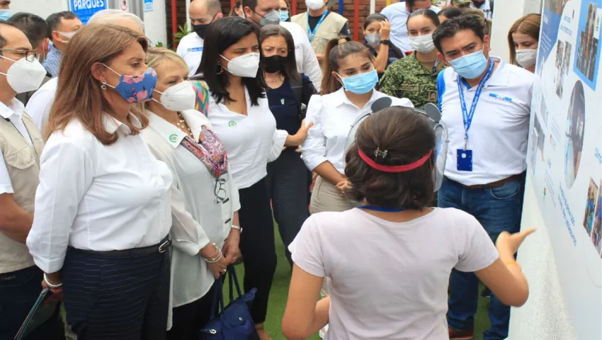 blog VICEPRESIDENTA MARTA LUCÍA RAMÍREZ VISITA EL ESPACIO ALTERNATIVO DE CUIDADO Y ACOGIDA PARA LA NIÑEZ Y LA ADOLESCENCIA.